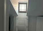 Photo 325296229