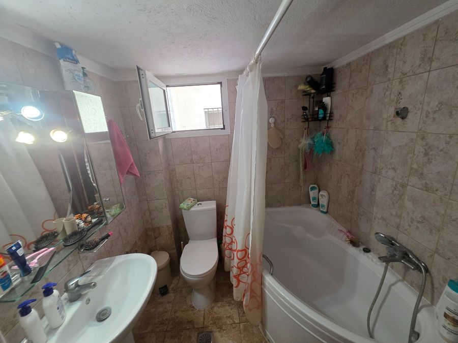 Снимка 325358863