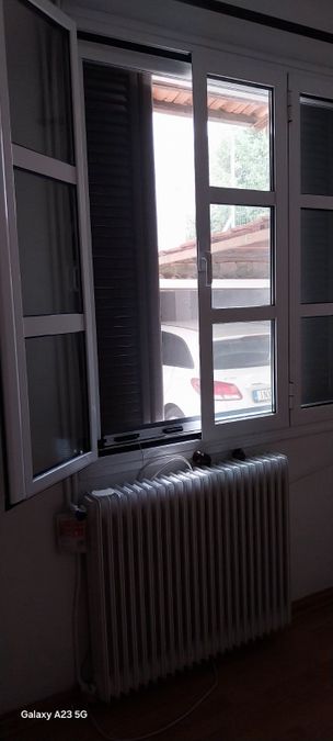 Photo 325534456