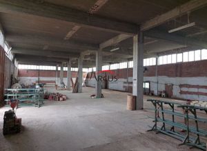 Ателие за продажба  Agios Athanasios Agchialos, 1.100 ㎡, партер