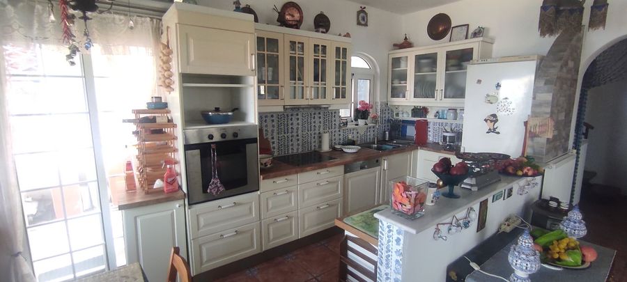 صورة فوتوغرافية 325616713