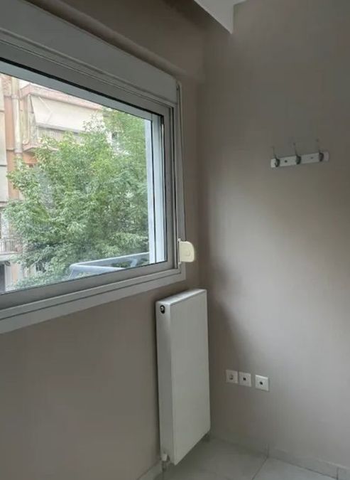 Photo 325652023