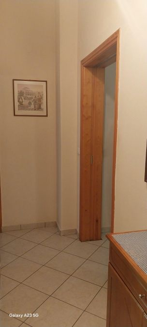 Photo 325887838