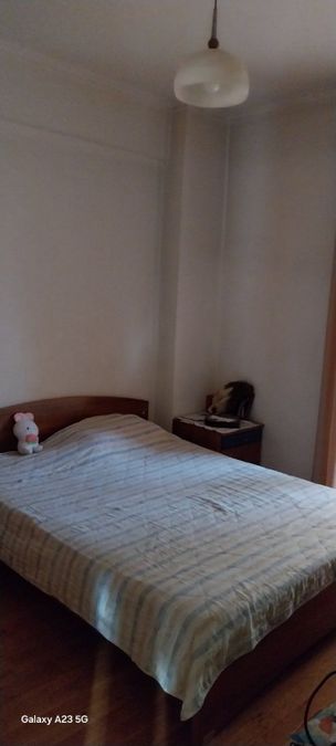 Photo 325889287