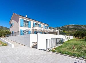 вила за продажба  Kastela, 277 ㎡, партер, спални: 5 изображение #2