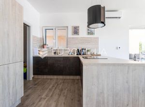 вила за продажба  Kastela, 277 ㎡, партер, спални: 5 изображение #8
