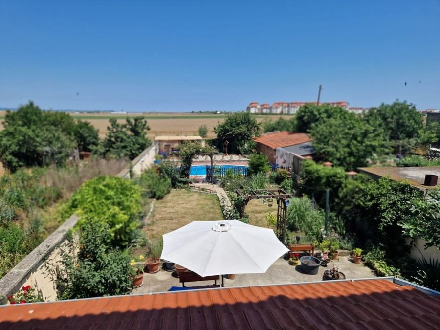 Снимка 326188168