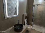 Photo 326266273