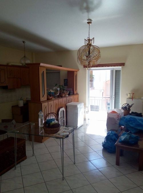 Photo 326327572