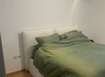 Photo 326537689