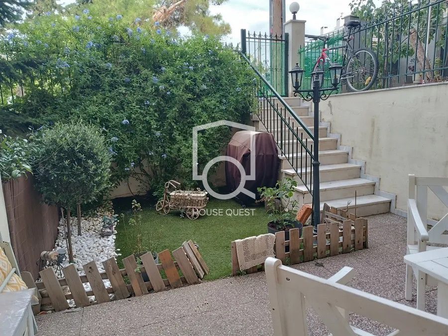 Photo 326607616
