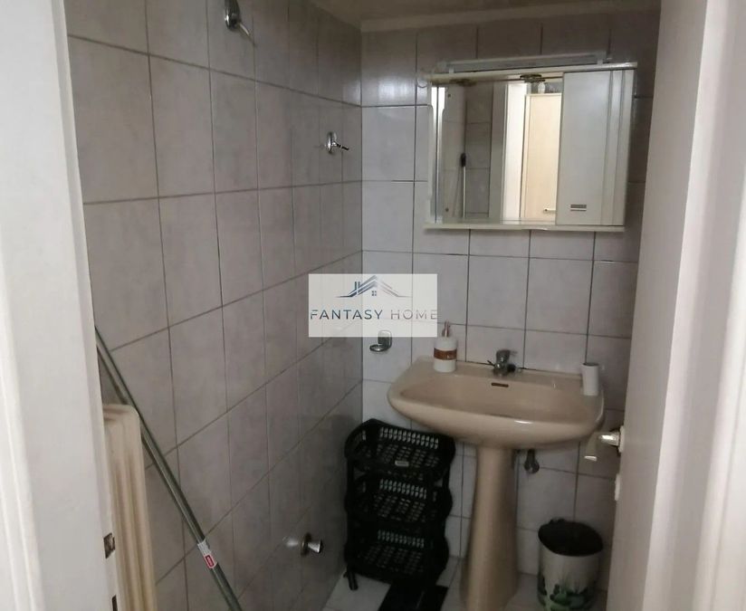 Photo 326631184