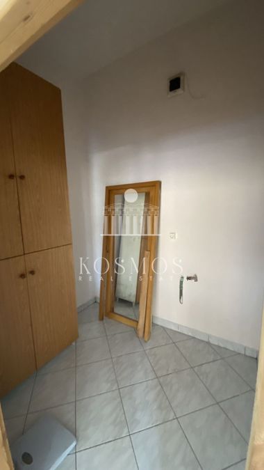 Photo 326759779