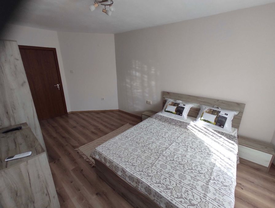 Снимка 326836585