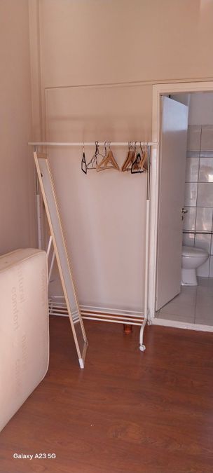 Photo 327030505