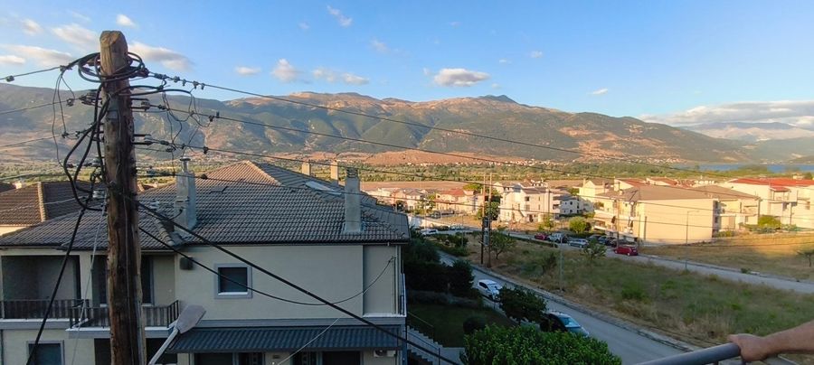 Photo 327031198