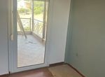 Photo 327067888
