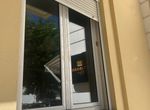 Photo 327092107