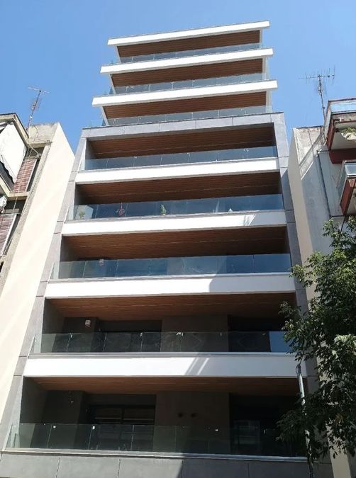 Photo 327257269