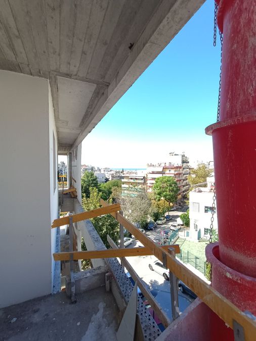 Photo 327404266