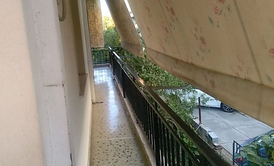 Photo 327549970
