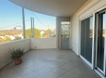 Photo 327691960