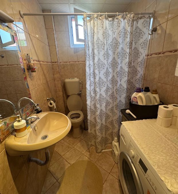 Снимка 327934183