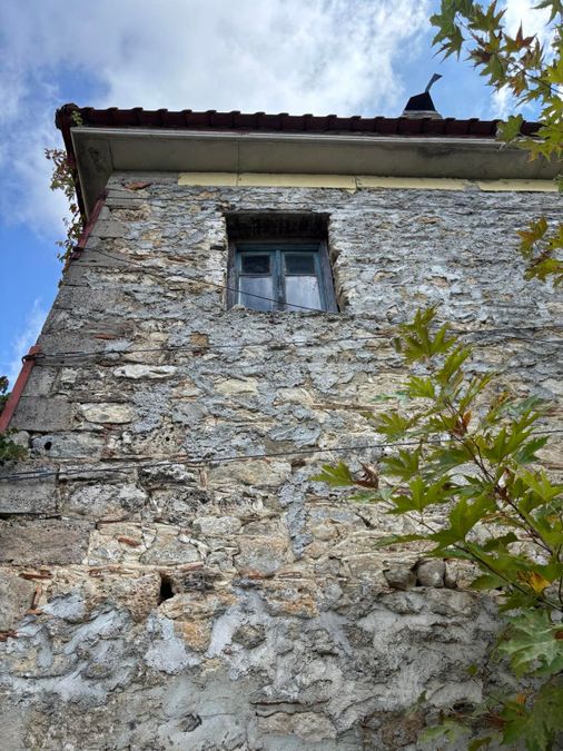 Photo 328083589
