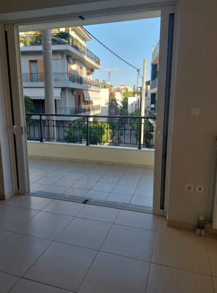 Photo 328193860