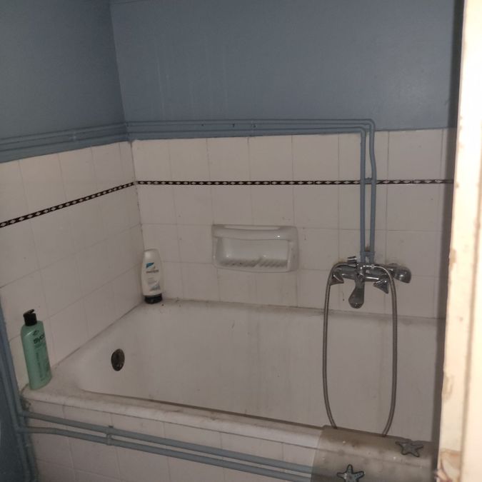 Photo 328534171