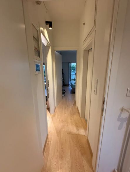 Photo 328604440