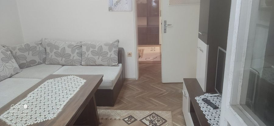 Снимка 328787344
