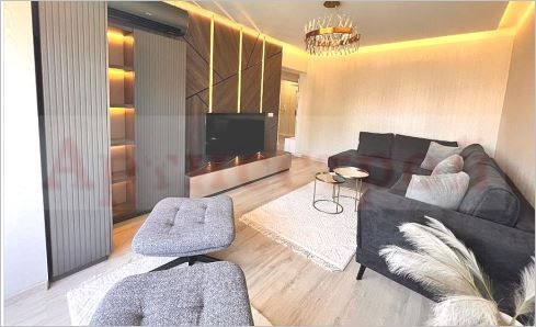 Снимка 328859542