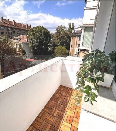 Снимка 328859545