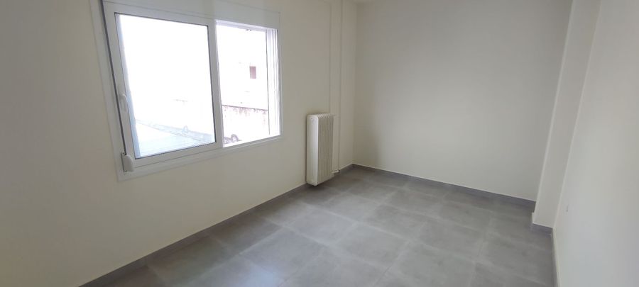 صورة فوتوغرافية 328905397