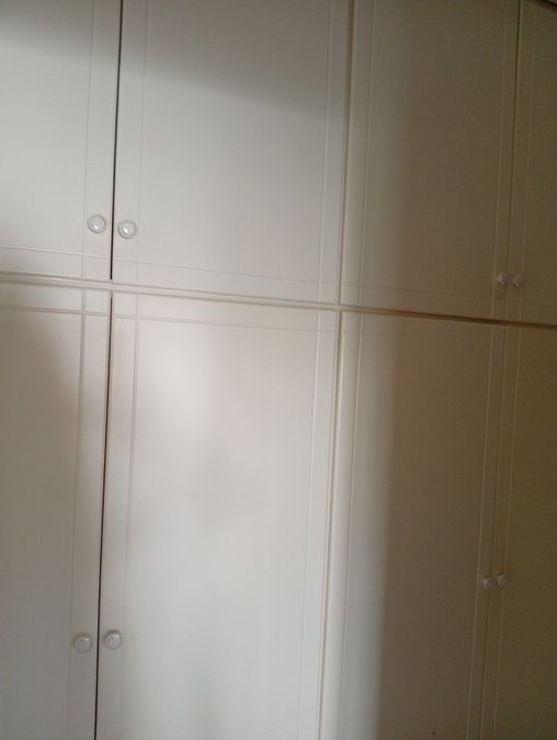 Photo 328940593