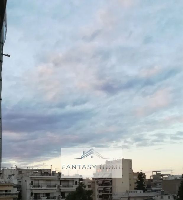 Photo 329103844