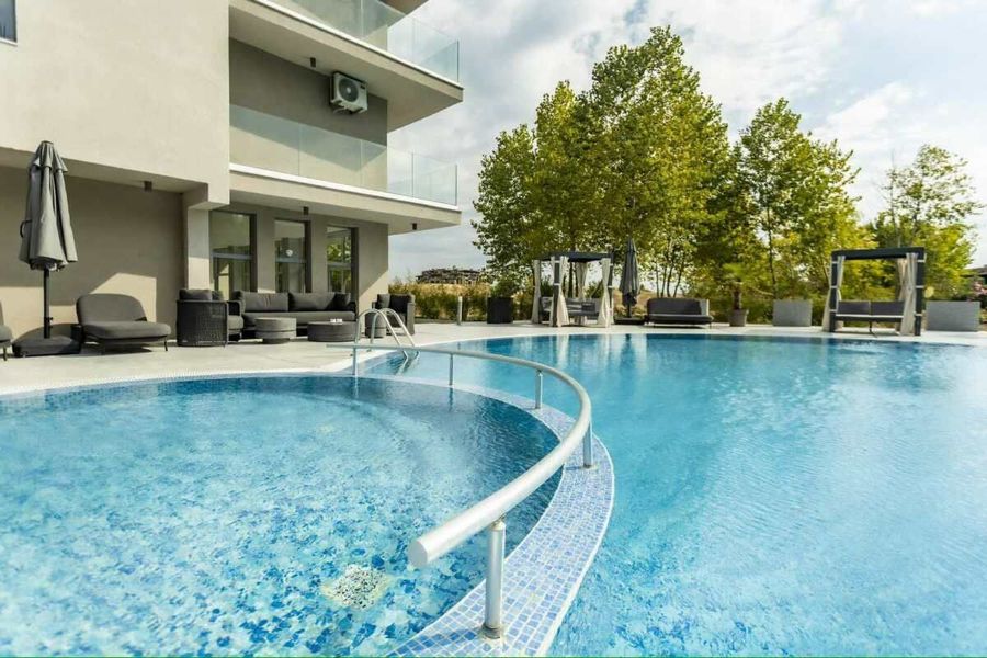 Снимка 329453839