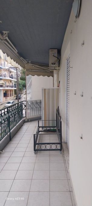 Photo 329532982