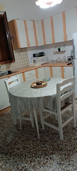 Photo 329554504