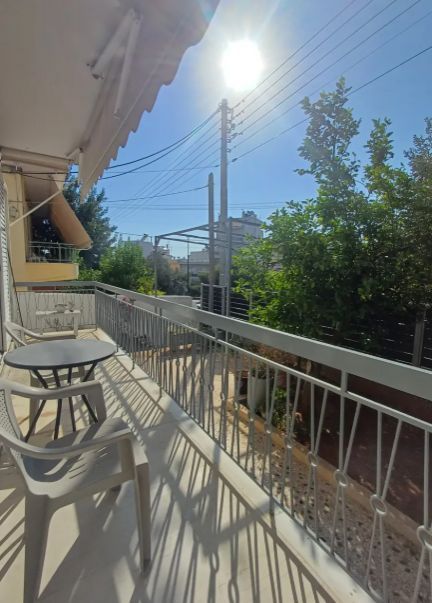 Photo 329602495