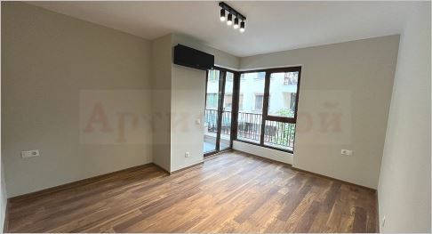 Снимка 329645932