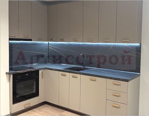 Снимка 329645935
