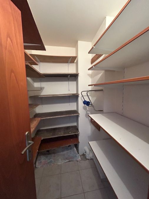 Fotografija 330228793