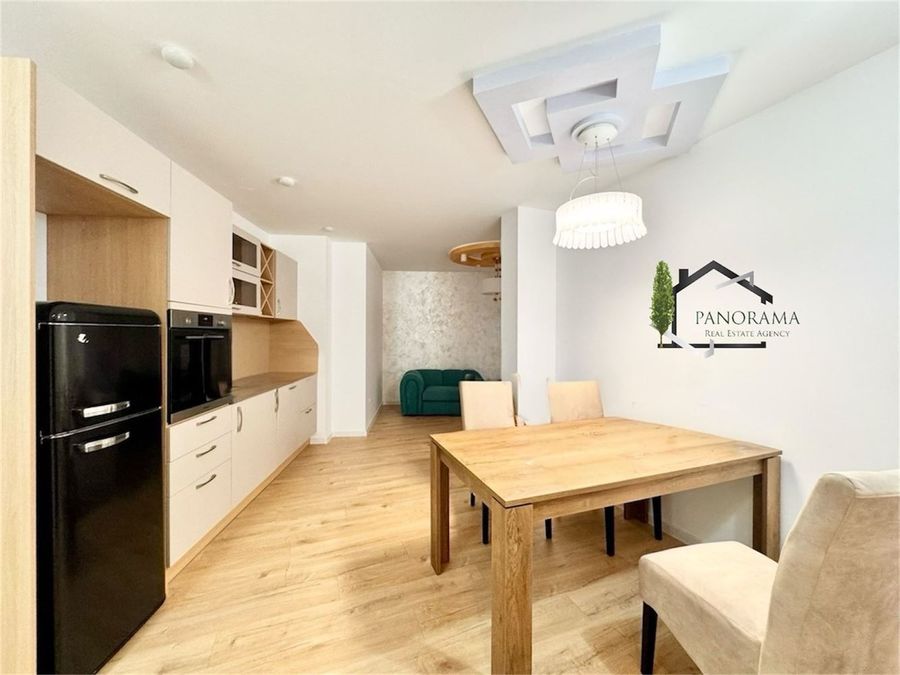 Снимка 330409618