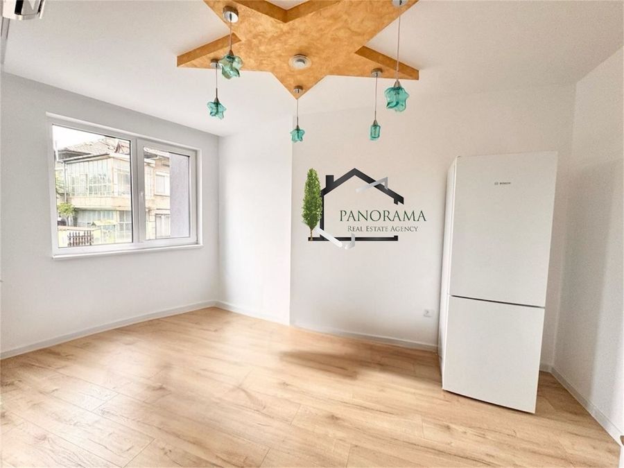 Снимка 330409627