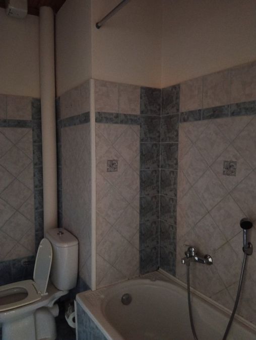 Photo 330483727