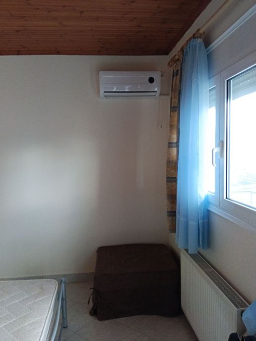 Photo 330483739
