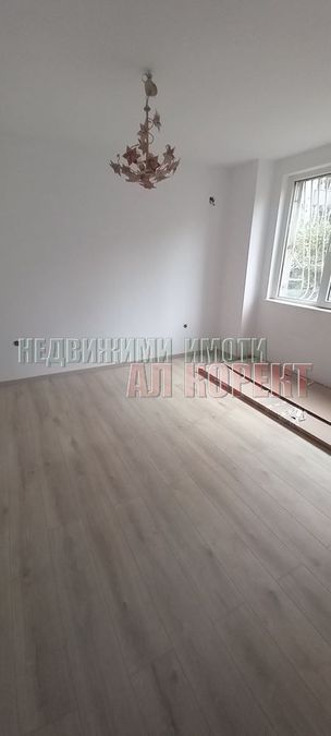 Снимка 330516916