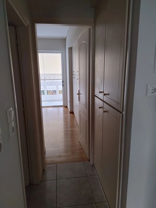 Photo 330734089